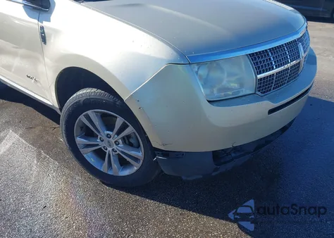2010 Lincoln Mkx z USA, uszkodzony, nr VIN 2LMDJ6JC4ABJ17574